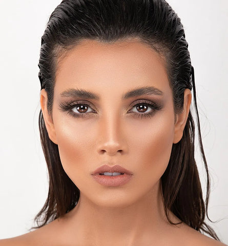 Blog Feed Article Feature Image Carousel: Define Contouring: The One Makeup Trick That Makes You Look Instantly Sculpted
