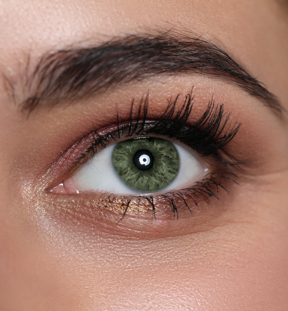 Som maler pels 10 Eyeshadow Shades for Green Eyes | 100% PURE