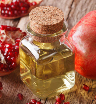  5 Beauty Benefits of Pomegranate Seed Oil