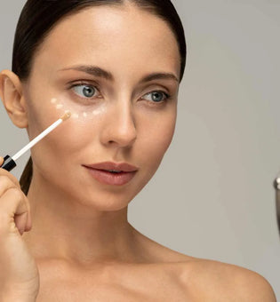  Concealer vs Foundation: Which One Comes First & When Should You Use Both?