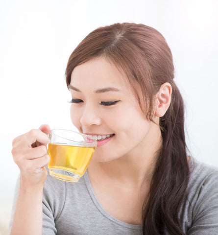 Blog Feed Article Feature Image Carousel: Drinking It is Great, But Here's Why Green Tea on Your Skin is a Game-Changer! 
