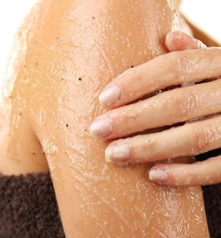 Blog Feed Article Feature Image Carousel: Revitalize Your Skin: How to Choose and Use the Right Body Scrub 