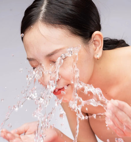 Blog Feed Article Feature Image Carousel: Why Your Skin Needs a Natural Face Cleanser (Especially If You Have Pores)