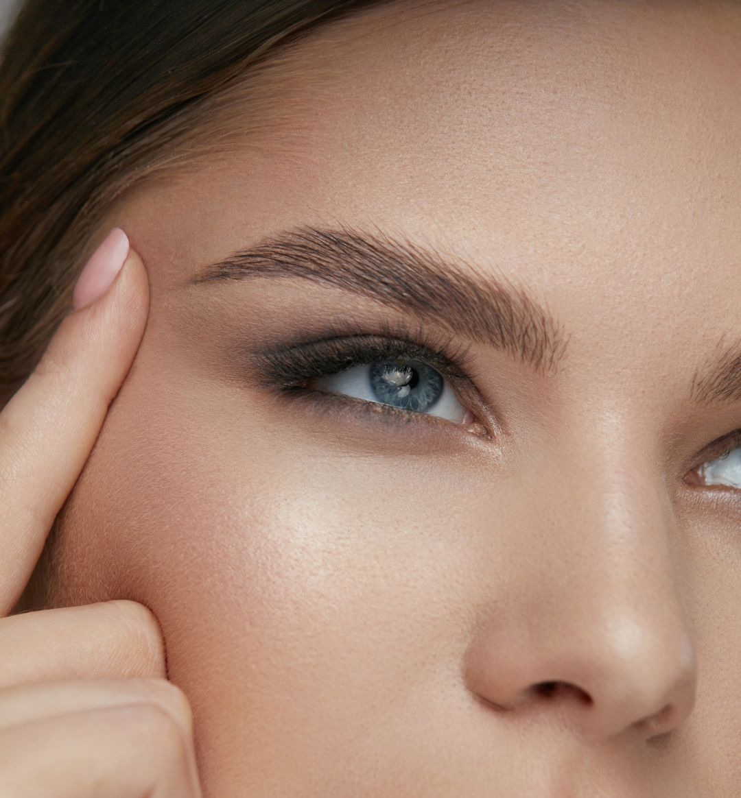 Long, Voluminous Lashes: Top 100% Pure Mascaras to Try Long, Voluminous Lashes: Top 100% Pure Mascaras to Try