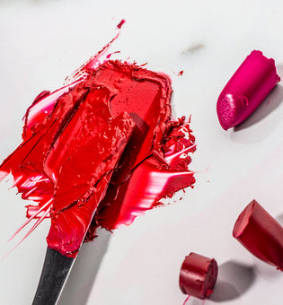  4 Ways to Repurpose Your Natural Lipstick