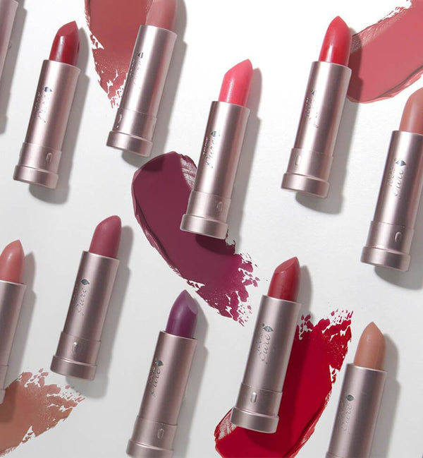 blog Best New Nude Lipsticks feature image