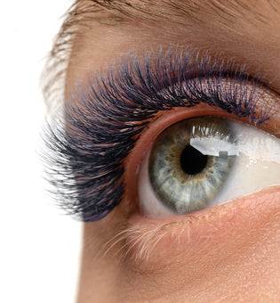  4 Pretty Eye Makeup Looks with Blue Mascara