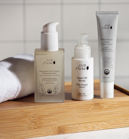 Blog Feed Article Feature Image Carousel: The 6 Best Ingredients for Sensitive Skin 