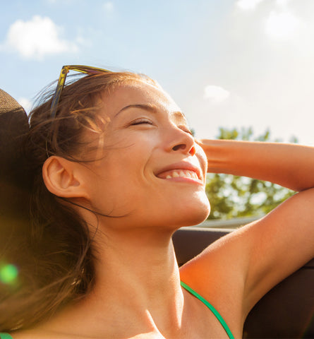 Blog Feed Article Feature Image Carousel: Acne and Sun Damage: How They’re Connected 