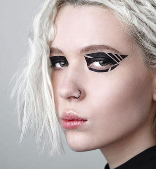  The Complete Eyeliner Guide