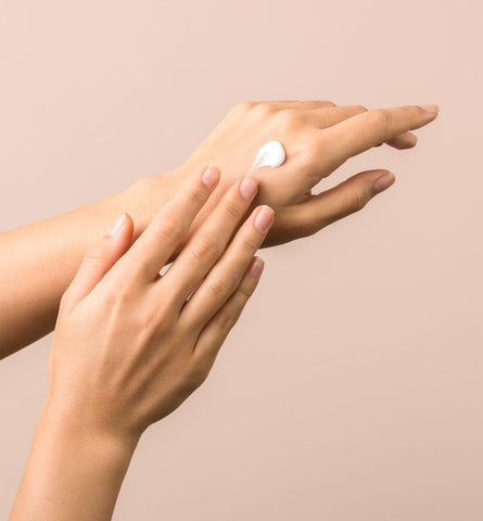 Blog Feed Article Feature Image Carousel: The Benefits of Using Natural Hand Cream for Soft, Nourished Hands 