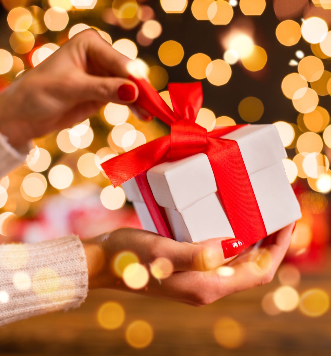 Beauty-Themed Holiday Gift Guide: 100% PURE Edition