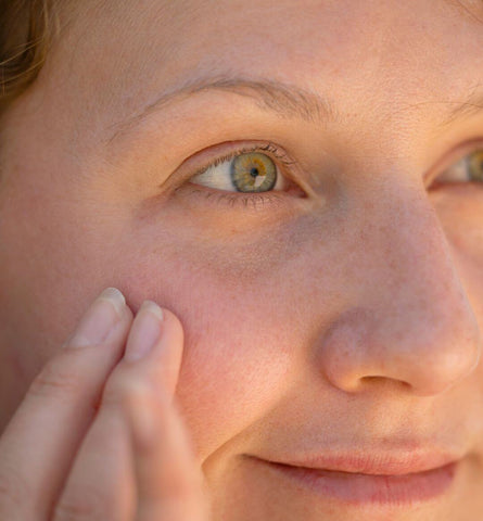Blog Feed Article Feature Image Carousel: How to Prevent (and Heal) Sun Damaged Skin 
