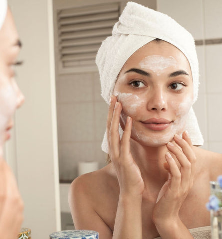 Blog Feed Article Feature Image Carousel: No-Fuss Skincare for Busy Women : Tips and Tricks for a Low-Maintenance Routine 