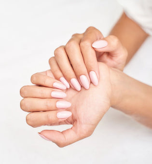  Try These Non-Toxic Nail Polishes For Your Healthiest Manicure Yet!
