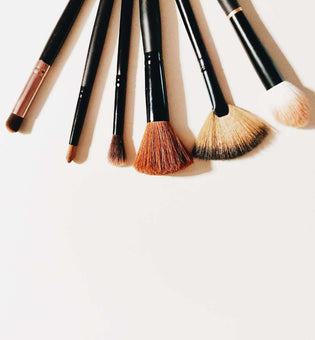  Are Dirty Brushes Sabotaging Your Look? The Ultimate Cleaning Guide