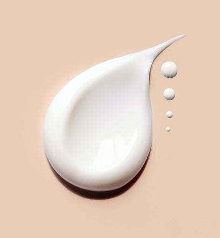 Blog Feed Article Feature Image Carousel: Bakuchiol vs. Retinol: Which One Will Transform Your Skin? 