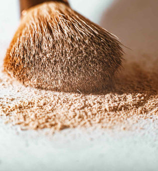  Setting Powder vs. Finishing Powder: What’s the Difference & Which One Do You Need?