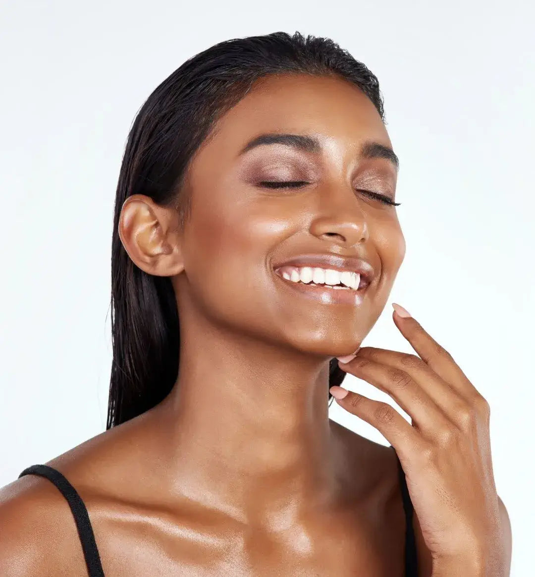 Combine Vitamin C and Hyaluronic Acid for Glowing Skin
