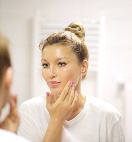 Blog Feed Article Feature Image Carousel: The Shocking Truth About Your Night Cream 