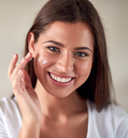 Blog Feed Article Feature Image Carousel: This 60-Second Morning Routine Will Change Your Skin Forever 