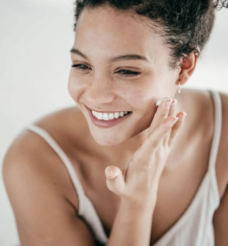Blog Feed Article Feature Image Carousel: This Is How Much Retinol You Should Be Using—and What Happens If You Overdo It 