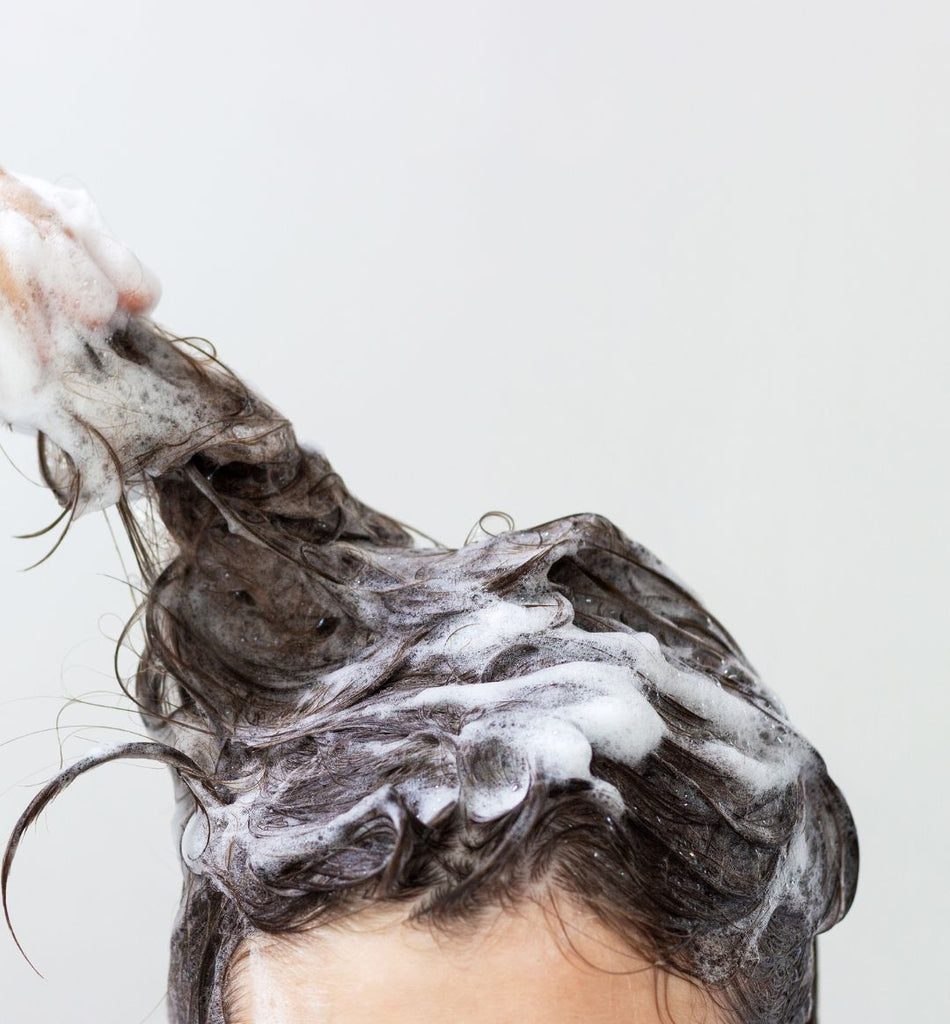 Best Natural Shampoos for Every Hair Type in 2023