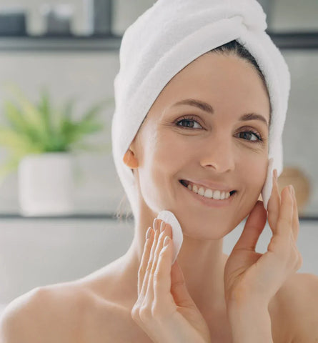 Blog Feed Article Feature Image Carousel: Winter Skincare Secrets for Mature Skin: Combat Dryness, Wrinkles, and Dullness 