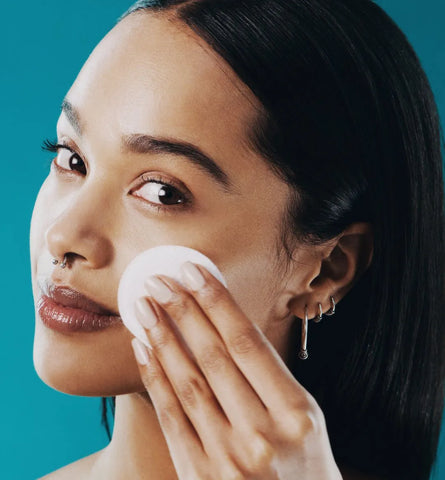 Blog Feed Article Feature Image Carousel: Gentle Exfoliation 101: The Enzyme Advantage 