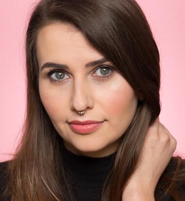 Blog Feed Article Feature Image Carousel: Spring Makeup 
