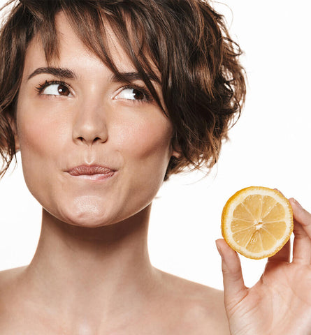 Blog Feed Article Feature Image Carousel: Important Rules for Using Lemon on Skin 