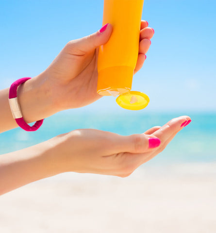 Blog Feed Article Feature Image Carousel: Our Favorite Mineral Sunscreens for Summer and Beyond 