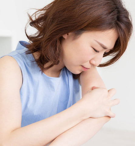 Blog Feed Article Feature Image Carousel: Natural Remedies To Treat Itchy Bug Bites 