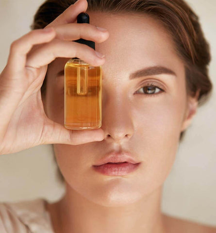 Blog Feed Article Feature Image Carousel: Choose the Best Facial Oil For Your Skin Type 