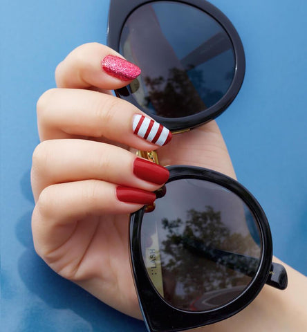 Blog Feed Article Feature Image Carousel: 4th of July Nail Art 