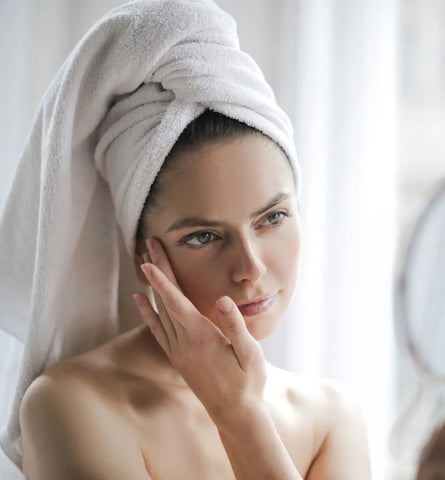 Blog Feed Article Feature Image Carousel: Sensitive Skin? Here's Why Less is More Might Be Your Best Bet 