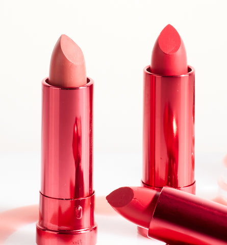 Blog Feed Article Feature Image Carousel: 5 Ways to Apply Lipstick 