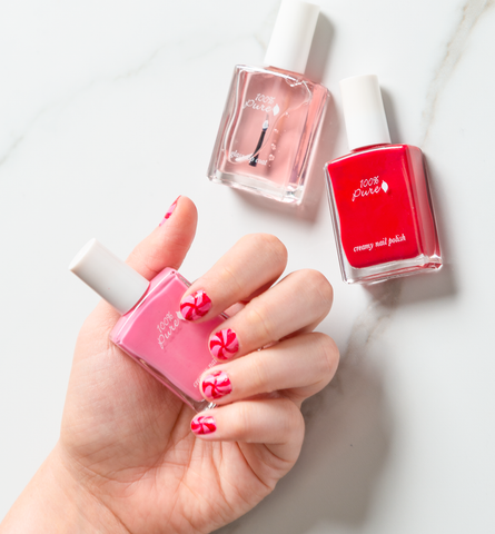 Blog Feed Article Feature Image Carousel: Holiday Manicure Inspiration 