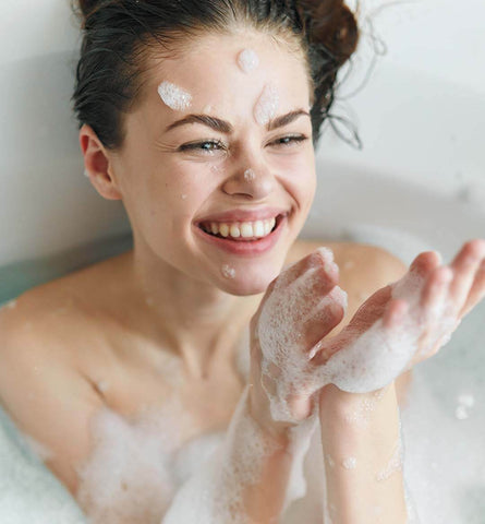 Blog Feed Article Feature Image Carousel: 8 Ways to Enjoy Bath Time 