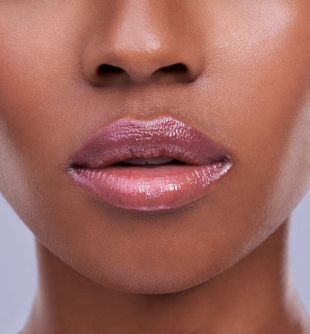 Blog Feed Article Feature Image Carousel: 6 Essential Lip Shades To Try This Fall 