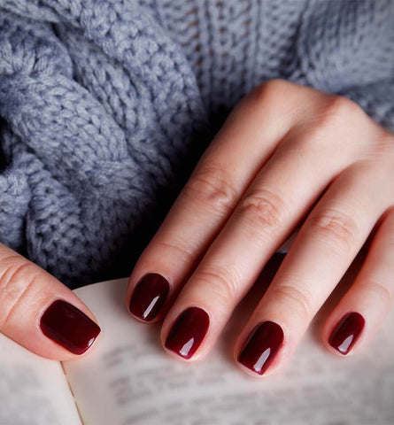 Blog Feed Article Feature Image Carousel: Winter Nail Polish Colors 