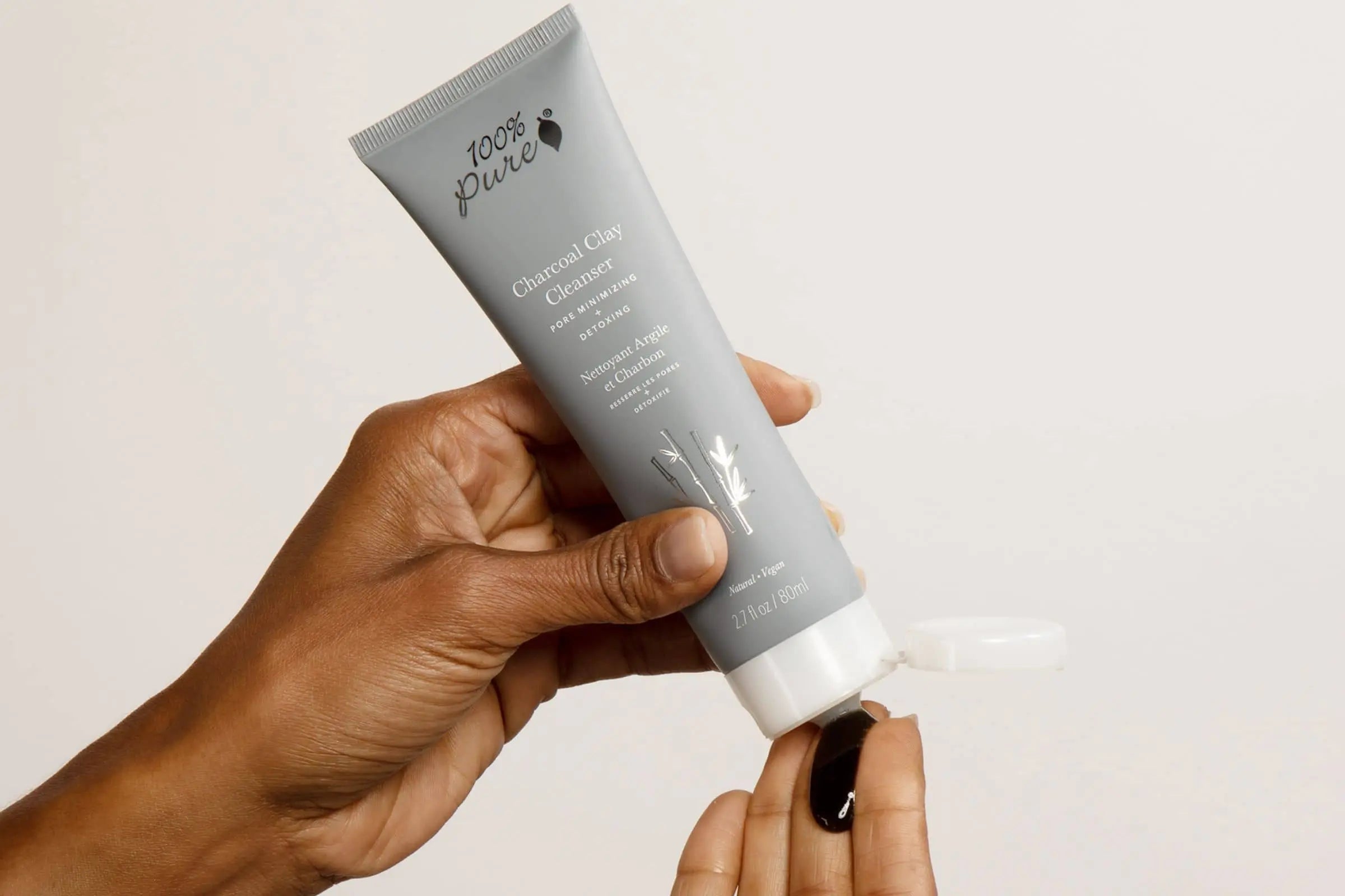 Limpiador 100% puro de carbón que elimina las toxinas de tu piel.