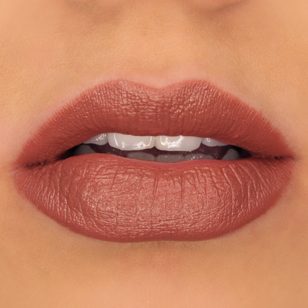 100% PURE Cocoa Butter Matte Lipstick: Cacti Applied on Lips