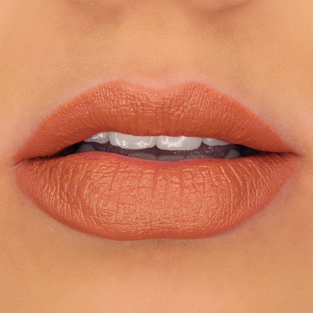 100% PURE Cocoa Butter Matte Lipstick: Mojave Applied on Lips