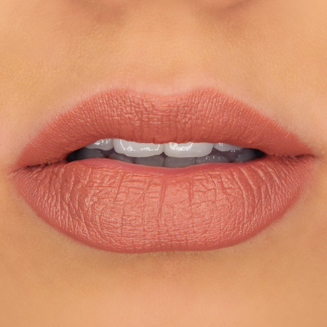 100% PURE Cocoa Butter Matte Lipstick: Sahara Applied on Lips