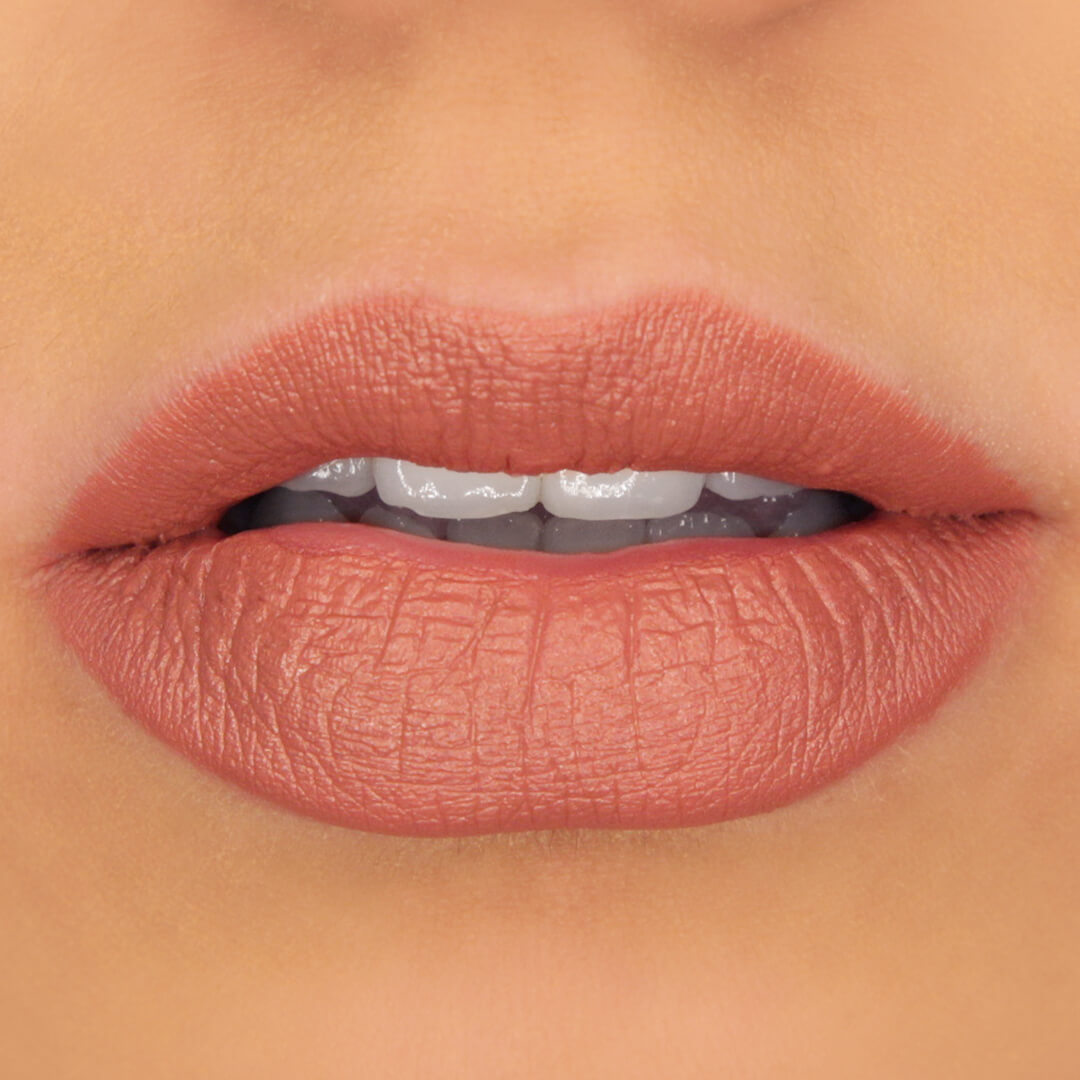 100% PURE Cocoa Butter Matte Lipstick: Sahara Applied on Lips