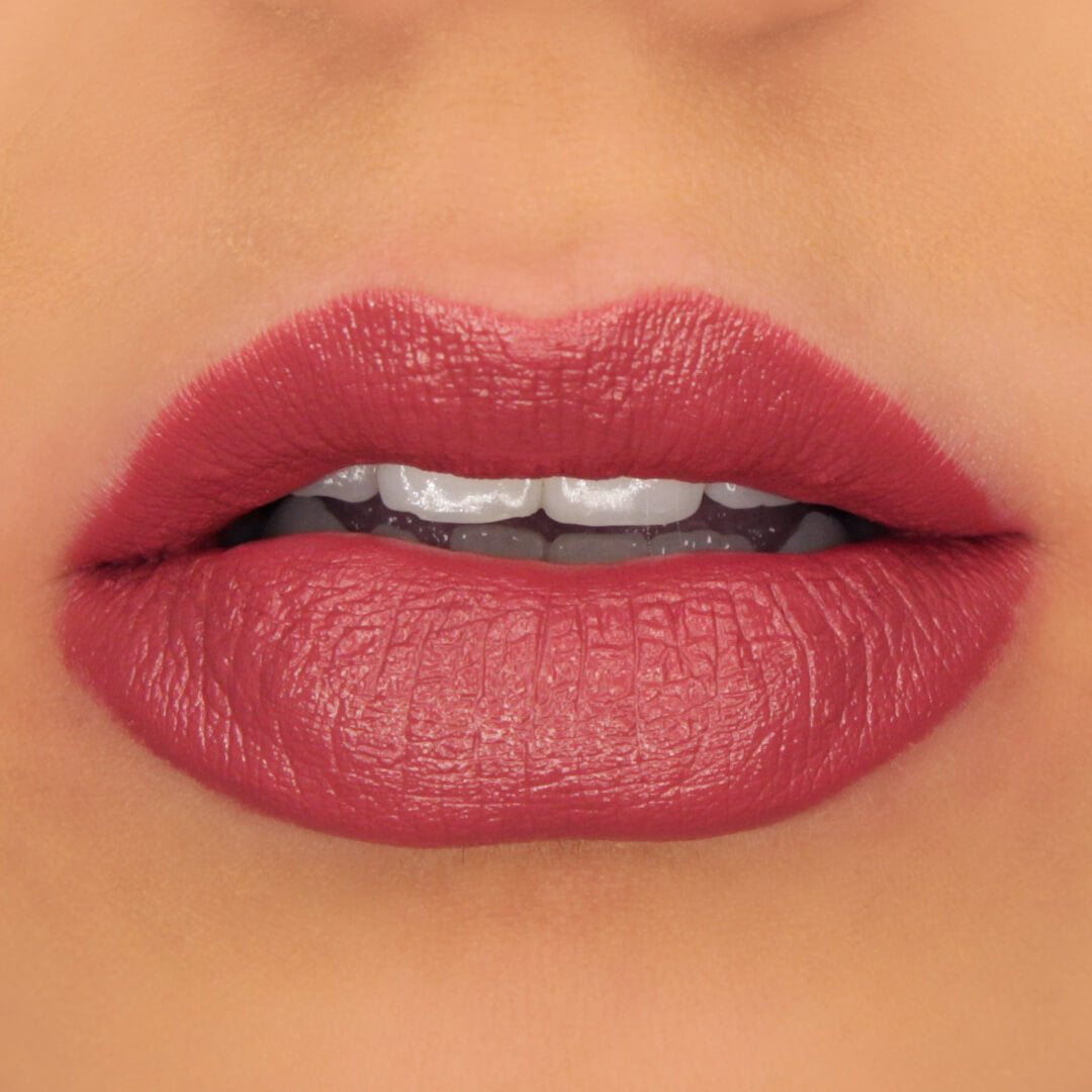 100% PURE Cocoa Butter Matte Lipstick: Winecup Applied on Lips