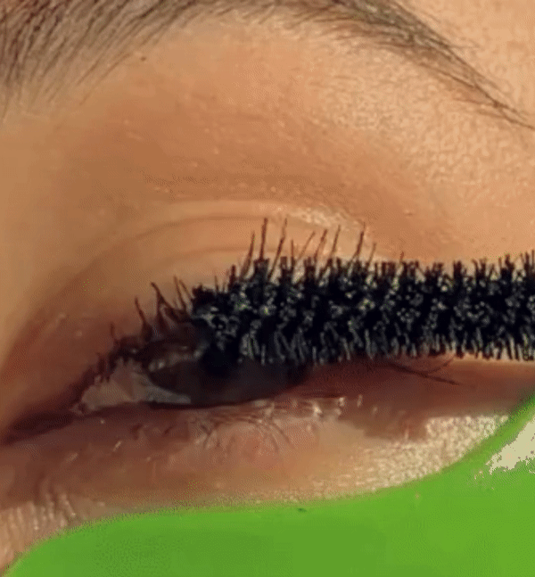 How to Get Thick Elongated_Lashes.gif