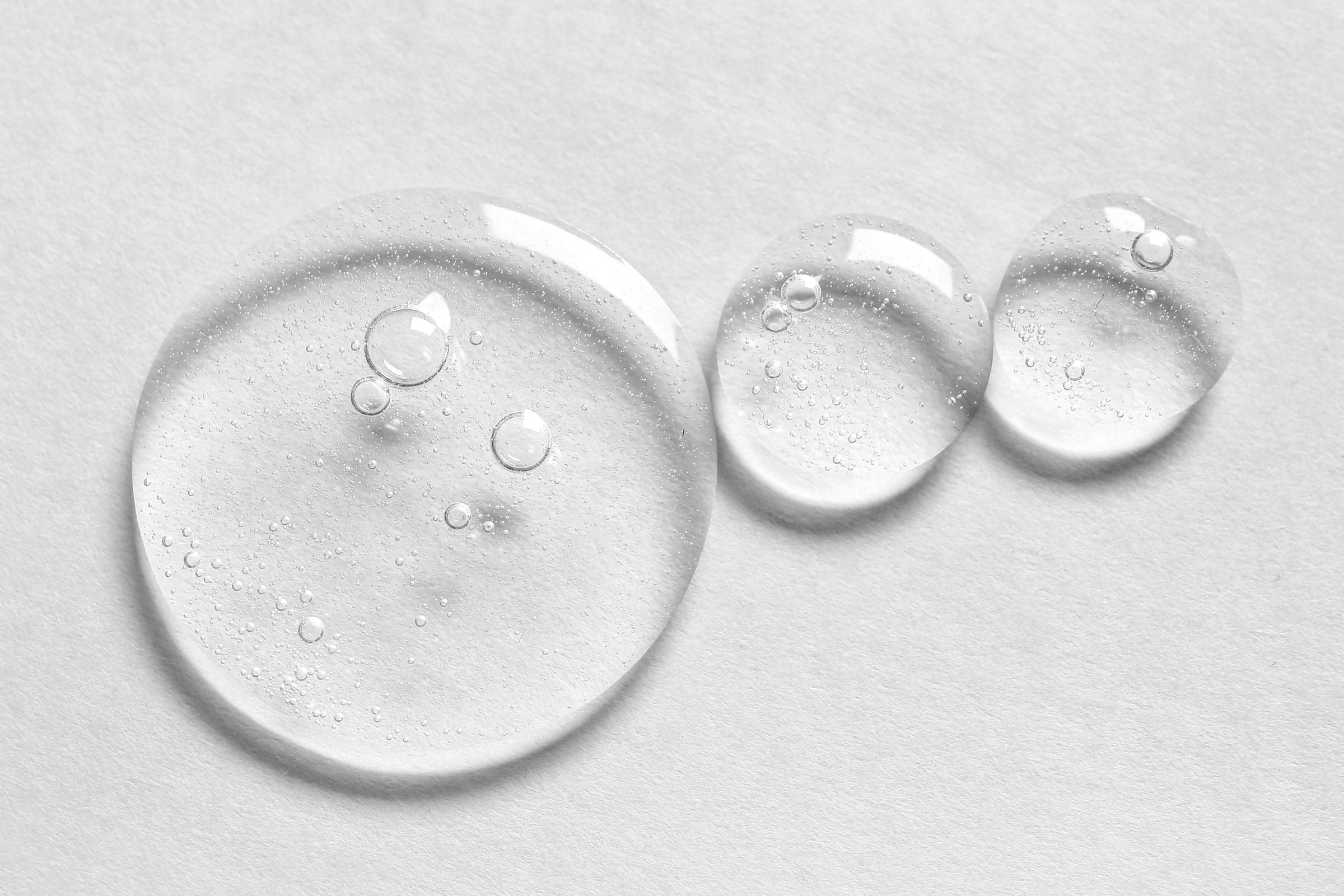 Cover_Photo_-_100_Pure_-_Squalane_vs._Hyaluronic_Acid_The_Ultimate_Moisture_Showdown Cover_Photo_-_100_Pure_-_Squalane_vs._Hyaluronic_Acid_The_Ultimate_Moisture_Showdown