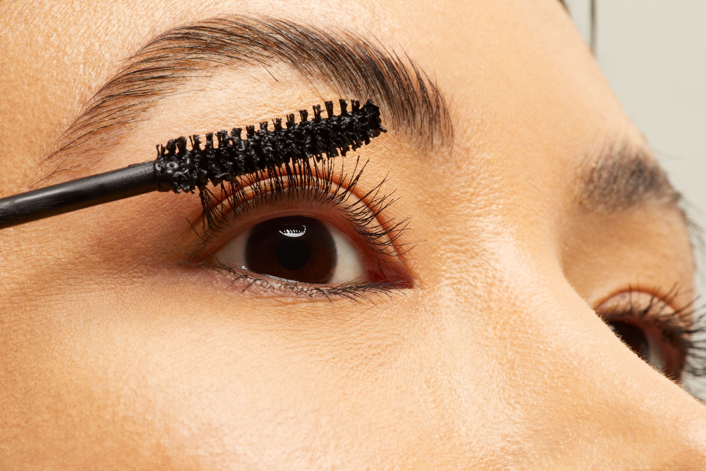 Cover Photo - 100% Pure - How to Get Thick & Elongated Lashes.jpg